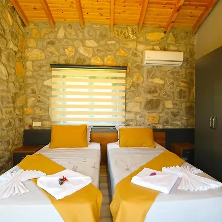 Sera-with Private Pool In Nature * Φετιγιέ