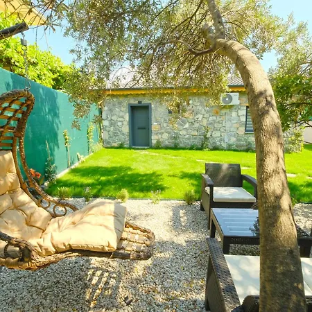 Sera-with Private Pool In Nature Φετιγιέ