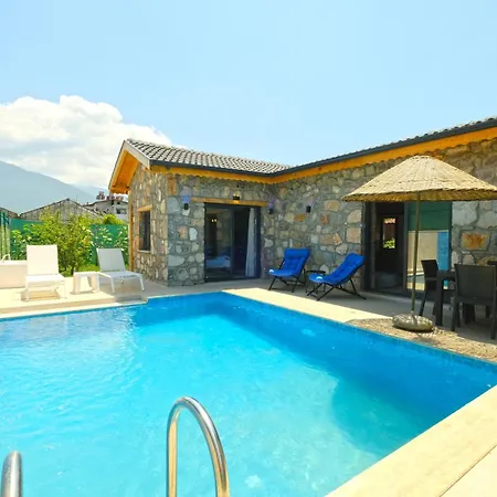 Sera-with Private Pool In Nature * Φετιγιέ